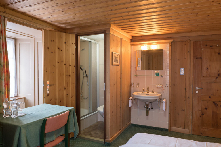Bathroom 3, Hotel Post, Albula
