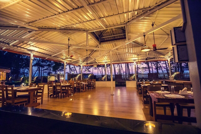 Food & Drinks 5, Prarthana Beach Stay, Uttara Kannada