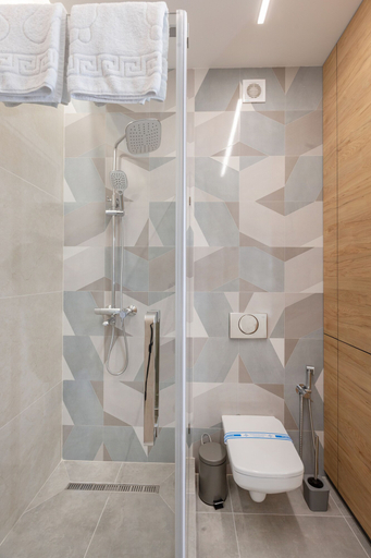 Bathroom 3, Jam Apartments, L'vivs'ka