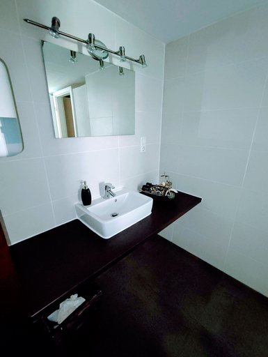 Bathroom 4, Room in Guest Room - Pension Forelle - Double Room, Rastatt