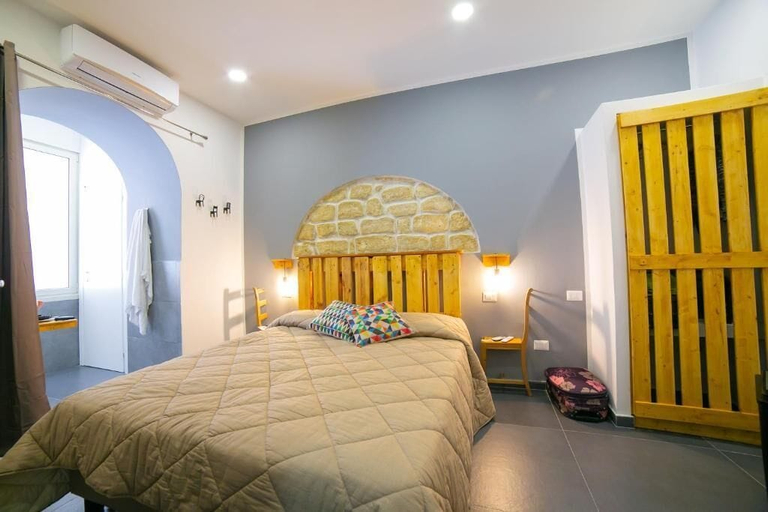 Bedroom 4, H. G. Boutique Toledo Napoli Centro by ClaPa Group Dislocated Hospitality, Napoli