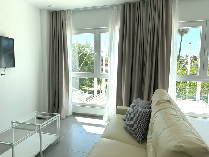 Others 4, Almar 52 Suites, Valencia