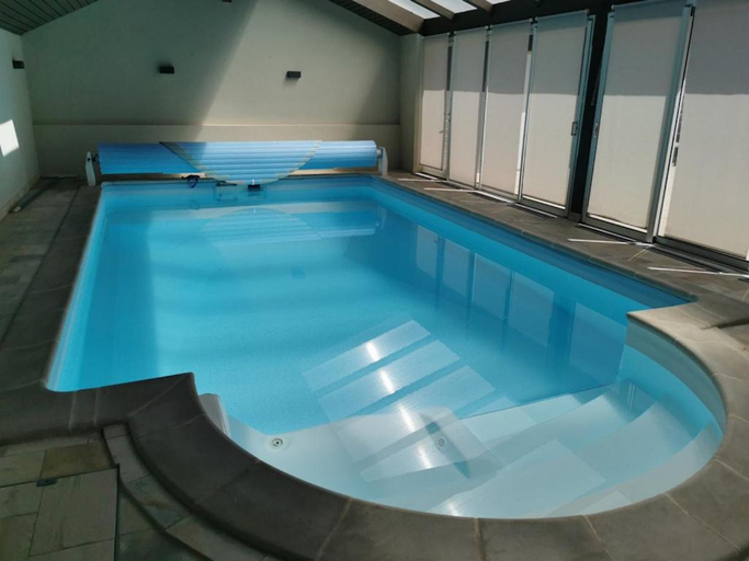 Swimming pool 4, Gites Le P'tit Paradis du Ried, Bas-Rhin