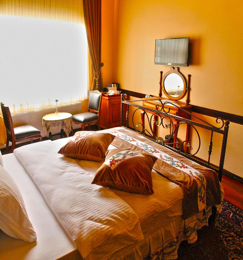 Bedroom 3, Aksehir Butik Hotel-Hasan Muallim Konukevi, Akşehir
