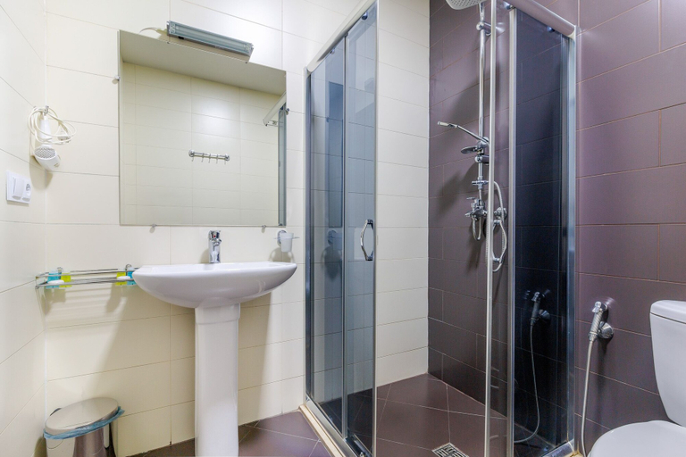 Bathroom 4, Hotel Marlyn, Tbilisi