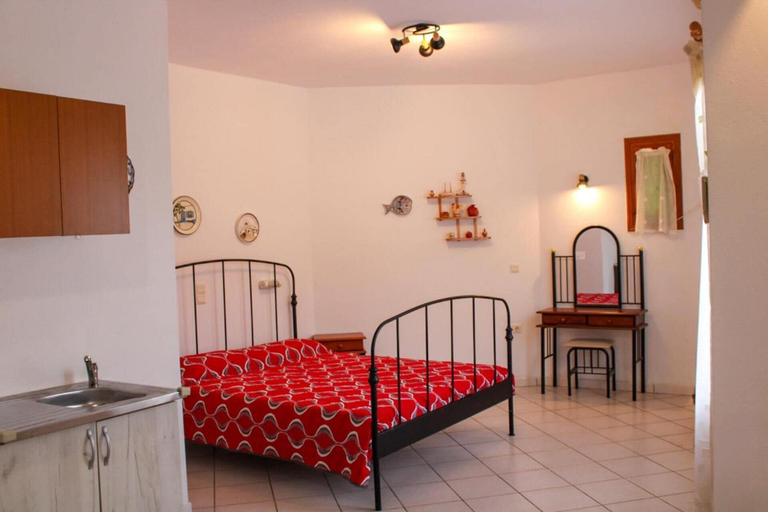 Bedroom 2, Froudi, South Aegean