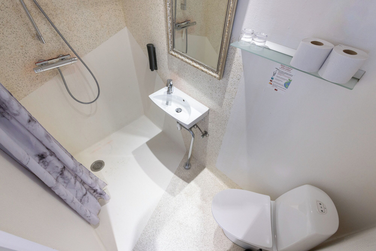 Bathroom 3, Milling Hotel Mini 11, Odense