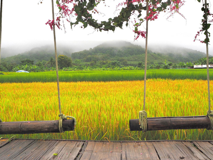 Exterior & Views 4, บ้านตาผ่าน โฮมสเตย์, Pua
