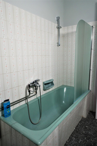 Bathroom 3, Zefyros Super Cool Apartments next to Alimos Riviera, Attica