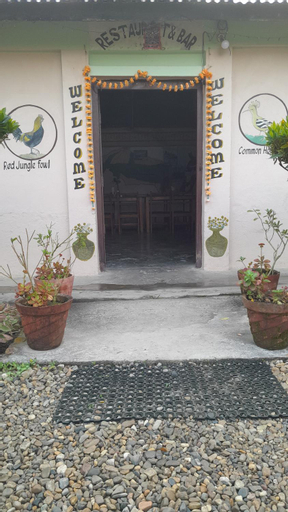 Crocodile Safari Camp, Narayani