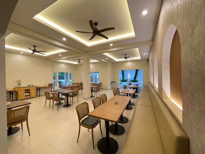Food & Drinks 4, Azana Essence Sanggabuana Bogor, Bogor