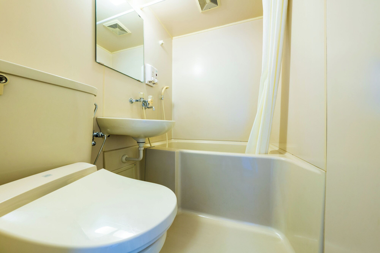 Bathroom 5, Usa Hotel Riverside, Usa