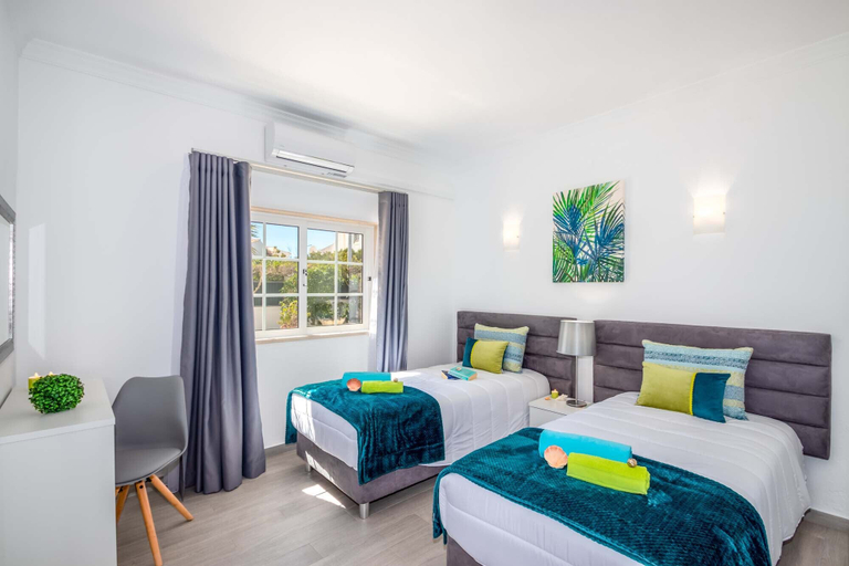 Bedroom 3, Villa Maui, Albufeira
