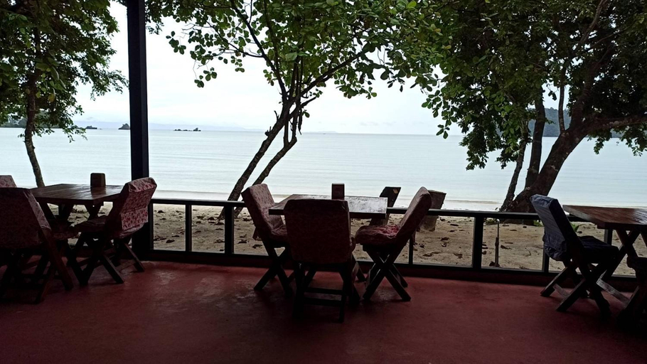 Others 5, Payam Cabana, Muang Ranong