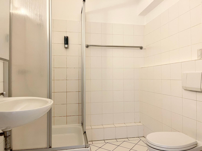 Bathroom 4