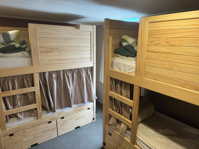 Bedroom 3, Uptown Backpackers, Dunedin