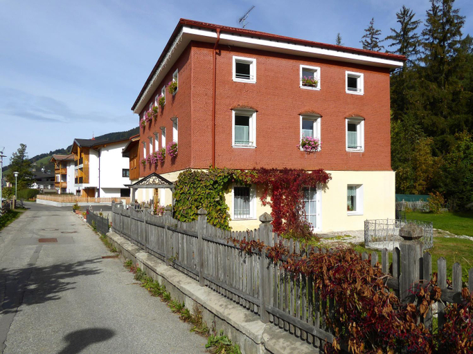Others 2, Villa Vidal, Bolzano