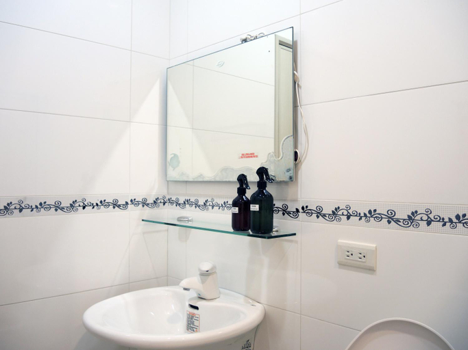 Bathroom 3, 台東愛那思民宿Manas B&B, Taitung