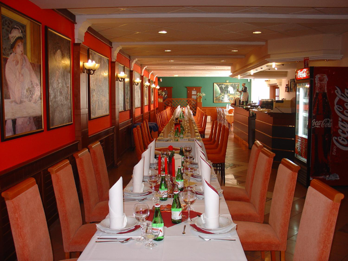 Food & Drinks 4, Hotel Barbakan, Trnava