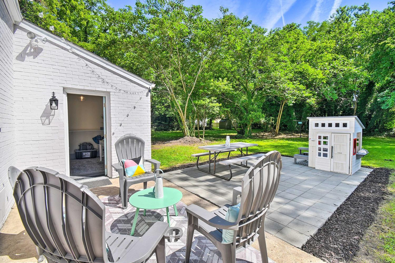 Others 4, Charming Hampton Home w/ Yard: 2 Mi to Beach!, Hampton