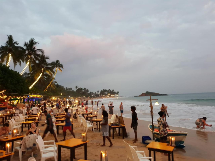 Food & Drinks 4, X Mirissa, Weligama