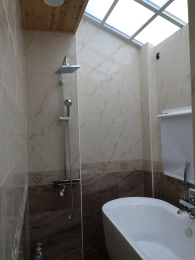 Bathroom 2, Pretty Nanwan B&B, Pingtung