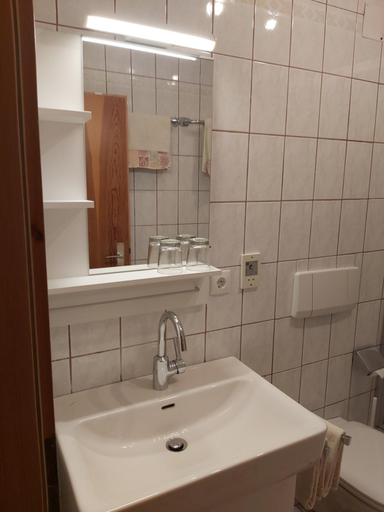 Bathroom 2, Apartment Ladinger, Sankt Johann im Pongau
