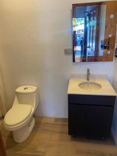 Bathroom 2, Legoon View, Pococí