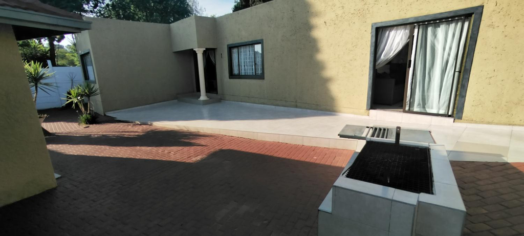 Others 3, Zwelibanzi Guesthouse, City of Johannesburg