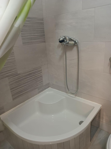 Bathroom 3, Apartments Jezerane, Brinje