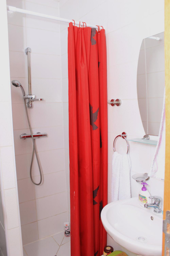 Bathroom 2, A&A, Novi Sad