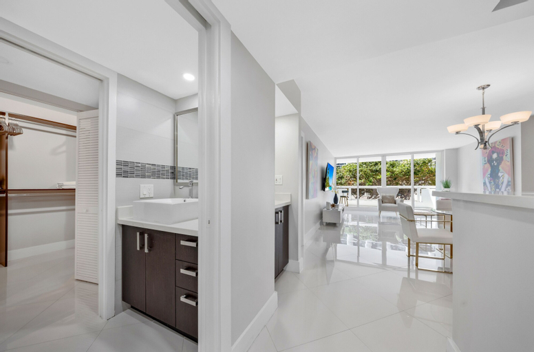 Dining Room 19