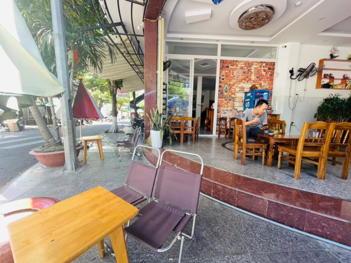 Food & Drinks, Ngoc Trung Hotel, Qui Nhơn
