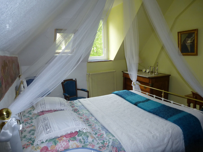 Bedroom 4, La Petite Vigne, Indre-et-Loire