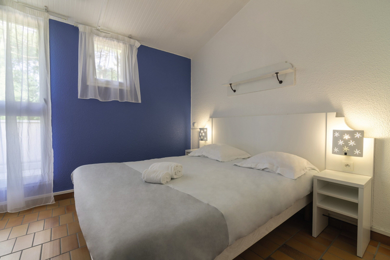 Bedroom 4, Belambra Clubs La Palmyre - Les Mathes, Charente-Maritime