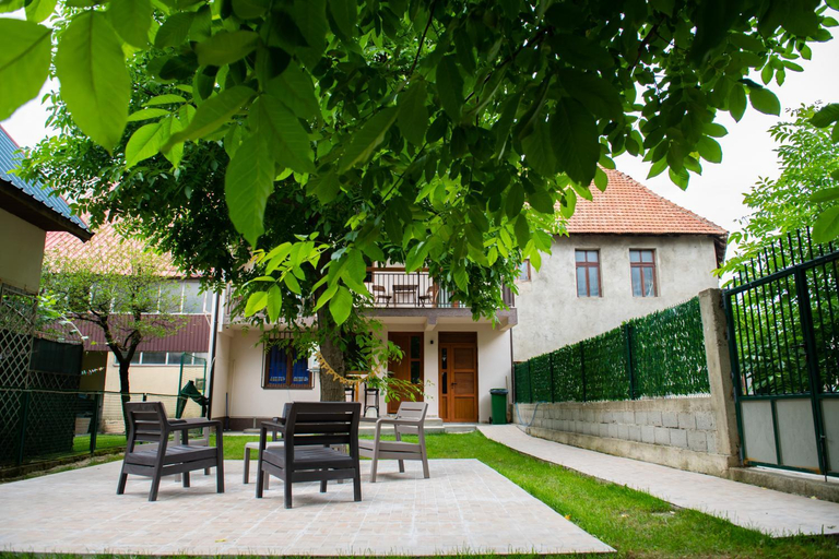 Others 3, Guest House Alte