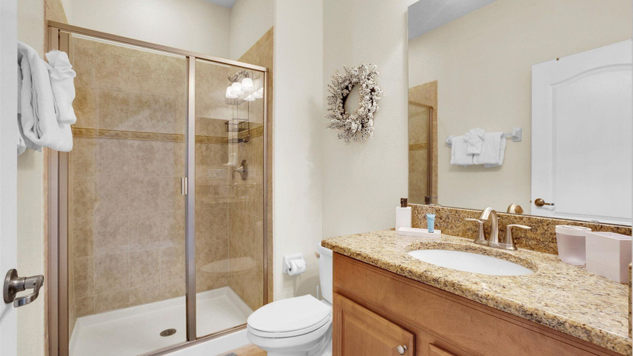 Bathroom 3, 3081 Beach Palm Avenue, Osceola
