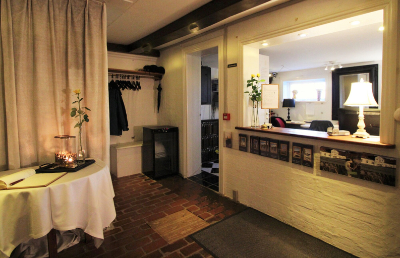 Bathroom 5, Vraa Slotshotel, Aalborg