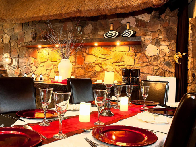 Food & Drinks 5, Ehlathini Game Lodge, Waterberg