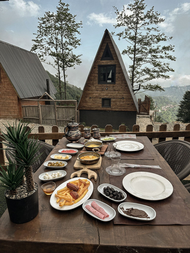 Food & Drinks 5, Dora Suit Bungalov, Ardeşen