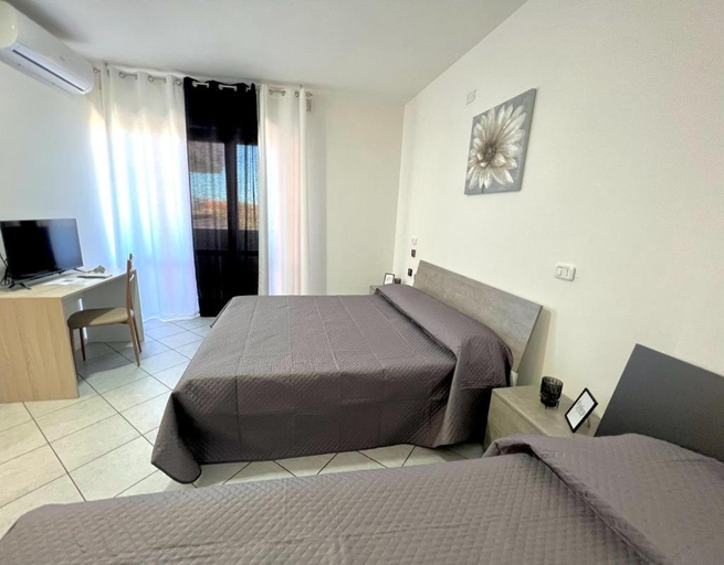 Others 4, B&B La Rosa, Chieti