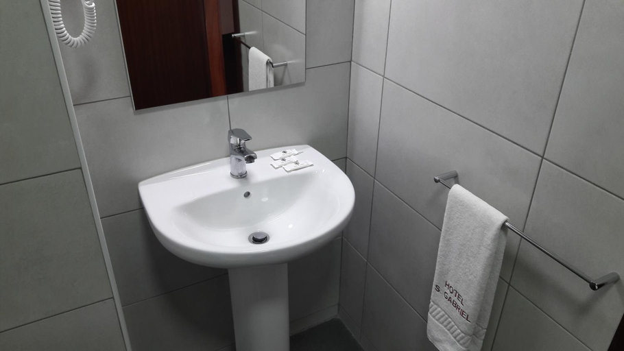 Bathroom 4, Hotel S. Gabriel, Porto