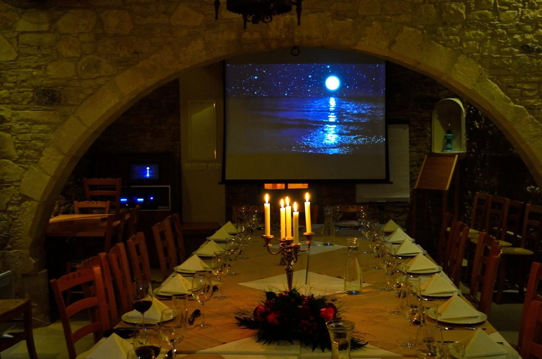 Food & Drinks 2, Omodos Katoi Holiday Homes