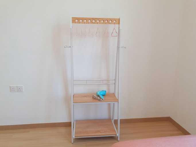 Bedroom 2, SH1 37 Luxury Seaview Bathtub GMC Gurney 无敌海景, Penang Island