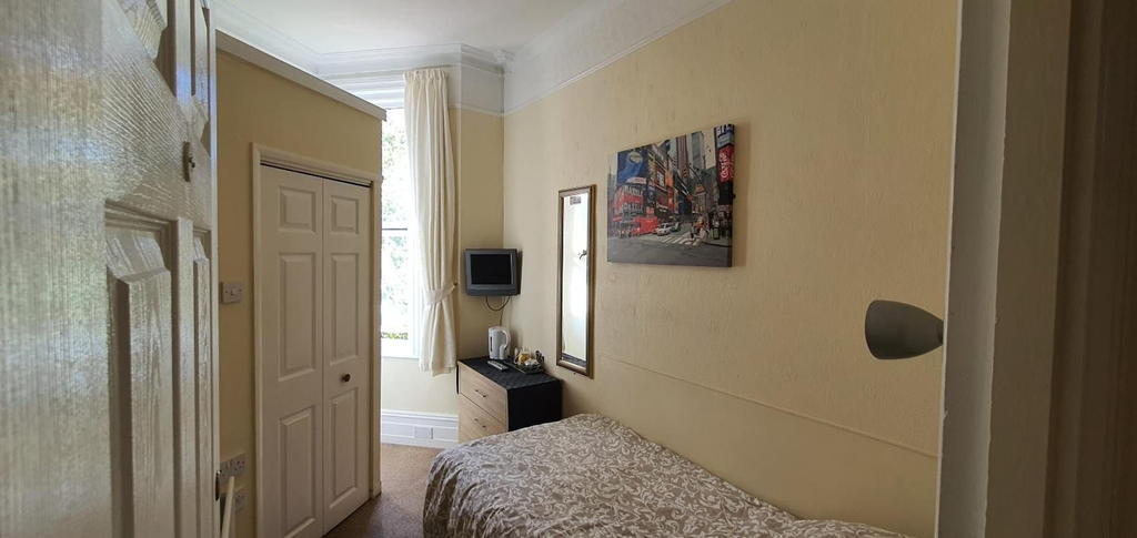 Room 4, Sunny Lodge Guest House, Kent
