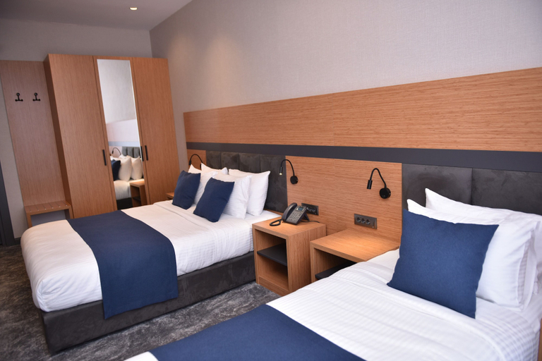Bedroom 3, Hotel Monarch, Batumi