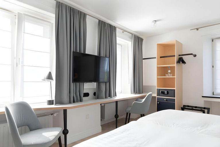 Bedroom 2, Hôtel restaurant Beim Schlass, Wiltz