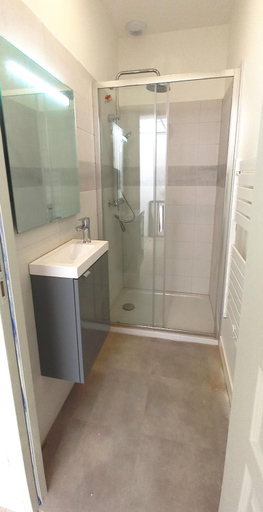 Bathroom 4, Histoire de Loire - Le Futreau, Maine-et-Loire