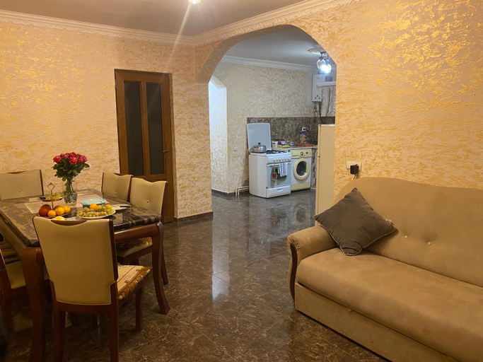 Others 4, Friend's House rooms near Airport