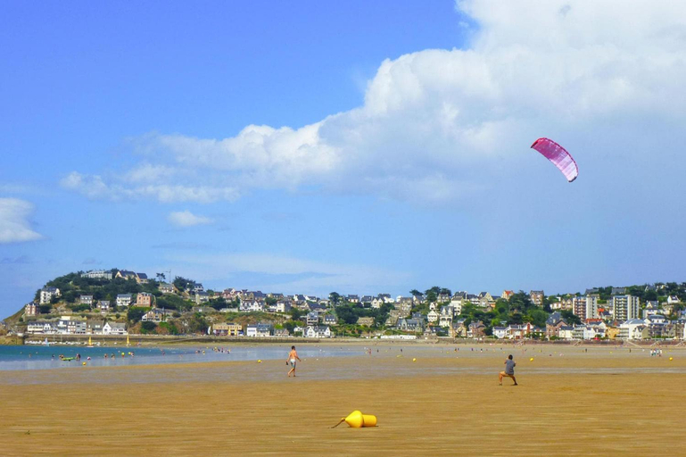 Others 3, Holiday Home in Pleneuf near Sandy Beaches, Côtes-d'Armor